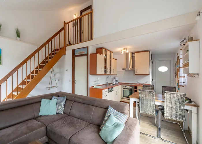 Lovely In * Julianadorp